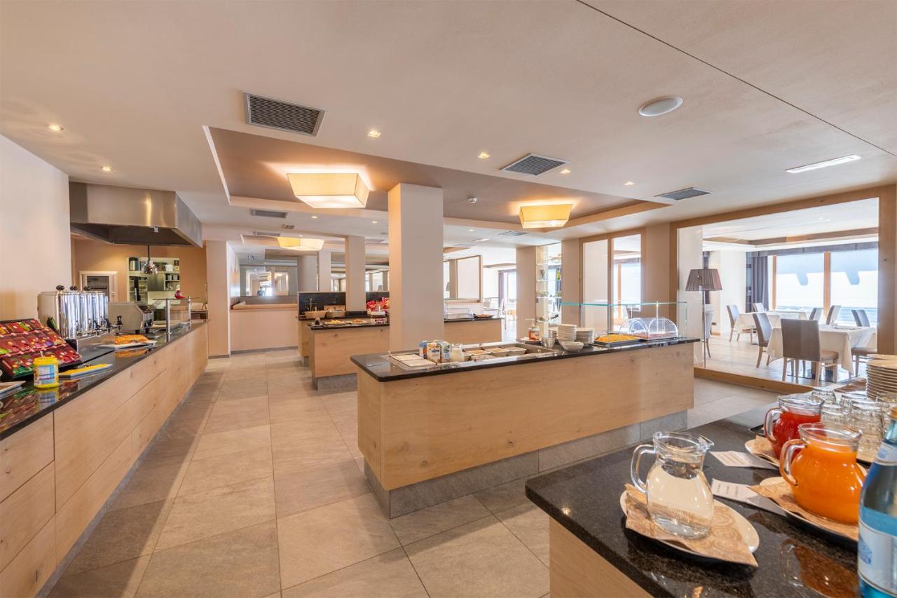 Design & Suite Hotel Ciarnadoi Виго-ди-Фасса Экстерьер фото