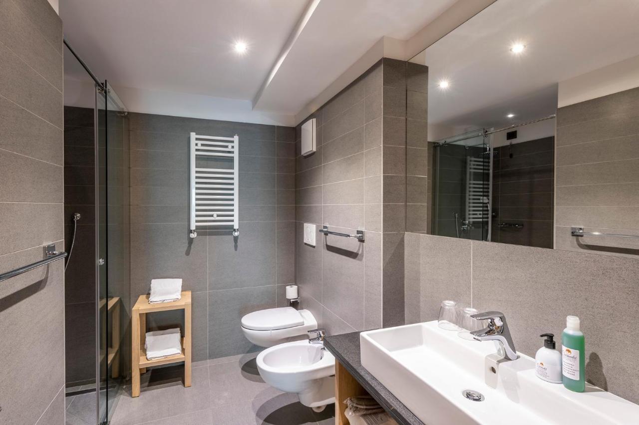 Design & Suite Hotel Ciarnadoi Виго-ди-Фасса Экстерьер фото
