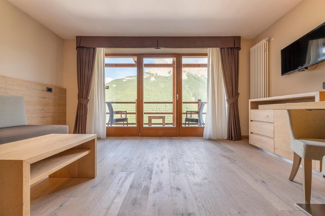 Design & Suite Hotel Ciarnadoi Виго-ди-Фасса Экстерьер фото