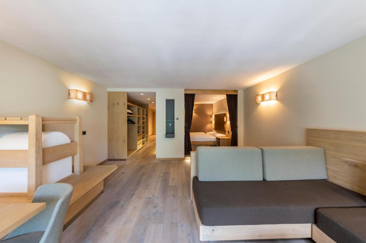 Design & Suite Hotel Ciarnadoi Виго-ди-Фасса Экстерьер фото